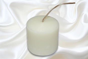 Свеча - вставка для неугасимой лампады парафиновая. Комплект 10 шт. (свеча - 2,5 см х 4 см) (уценка)